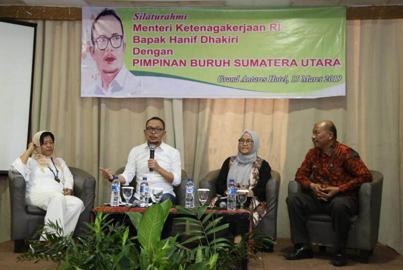 Rakerwil Serikat Buruh. Menaker Hanif Dhakiri membuka Rakerwil Konfederasi Serikat Buruh Sejahtera Indonesia (SBSI) Sumatera Utara (Sumut) 2019.