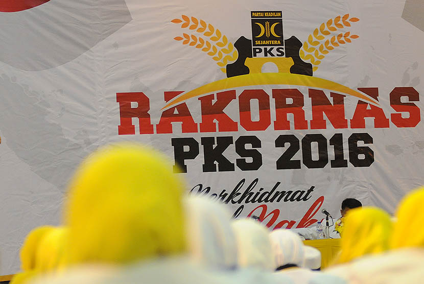 Rakornas PKS di Depok, Jawa Barat, Selasa (12/1). 