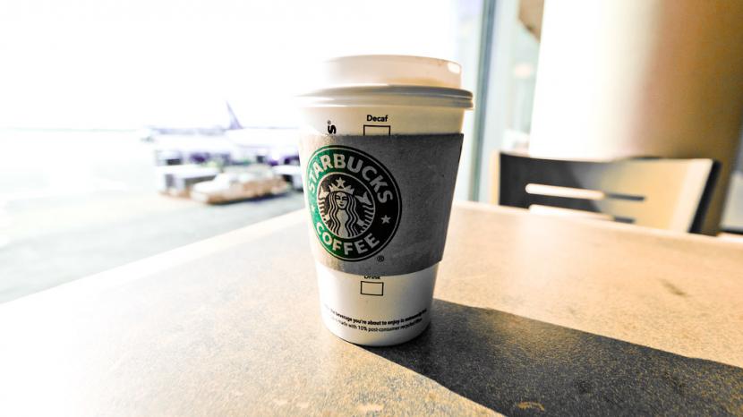 Raksasa kopi dunia, Starbucks, saat ini telah menawarkan berbagai jenis minuman panas dan dingin (Foto: ilustrasi minuman Starbucks)
