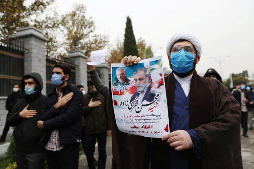 Rakyat Iran berduka atas pembunuhan ilmuwan nuklir topnya, Mohsen Fakhrizadeh.