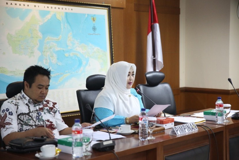Rapat Dengar Pendapat (RDP) dengan para peneliti membahas RUU Sisnas-IPTEK di Komplek Parlemen, Senayan, Senin (28/7).