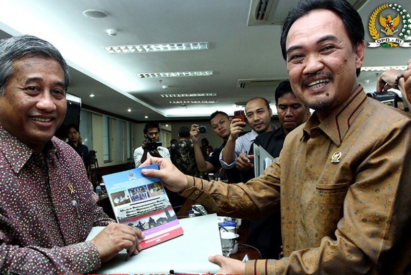   Rapat Kerja Komite III DPD RI dengan Kementerian Pendidikan dan Kebudayaan di Jakarta, Rabu (13 Februari 2013)