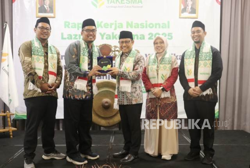 Buka Rakernas Yakesma, Menko PM: Zakat Harus Jadi Instrumen Transformasi Sosial