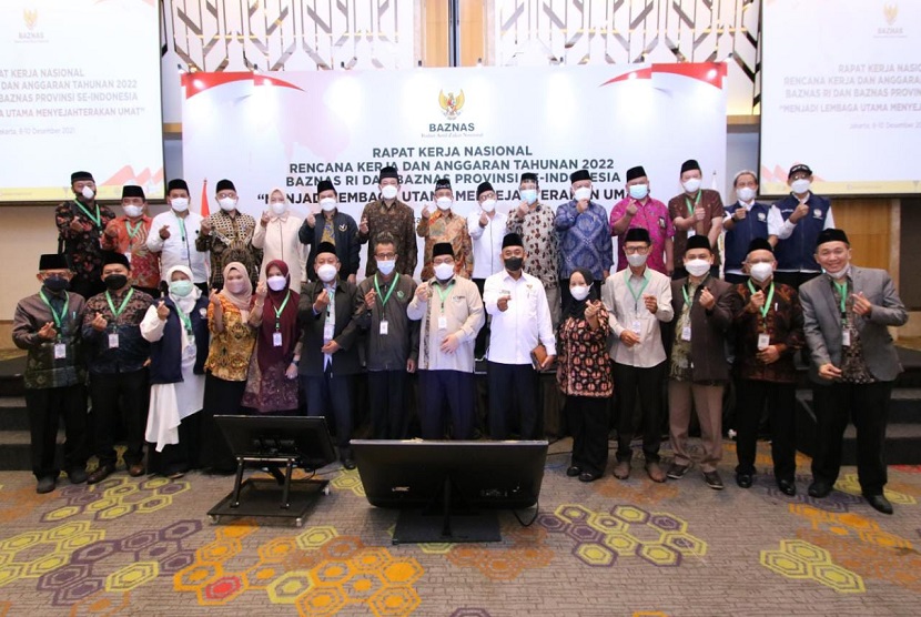 Rapat Kerja Nasional (Rakernas) penyusunan Rencana Kerja dan Anggaran Tahunan (RKAT) BAZNAS Se-Indonesia untuk tahun 2022 menghasilkan 17 risalah. Rakernas RKAT BAZNAS Se-Indonesia digelar di Jakarta, 8 - 10 Desember 2021. 