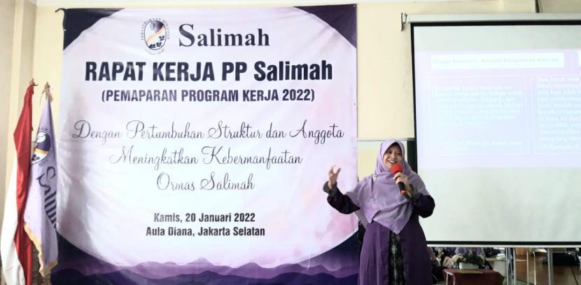 rapat kerja (raker) PP Salimah tahun 2022 di Jakarta, Kamis (22/1).