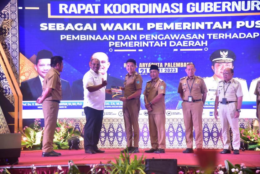 Rapat Koordinasi Gubernur Sebagai Wakil Pemerintah Pusat di Hotel Aryaduta, Palembang pada Jumat (24/3/2023).