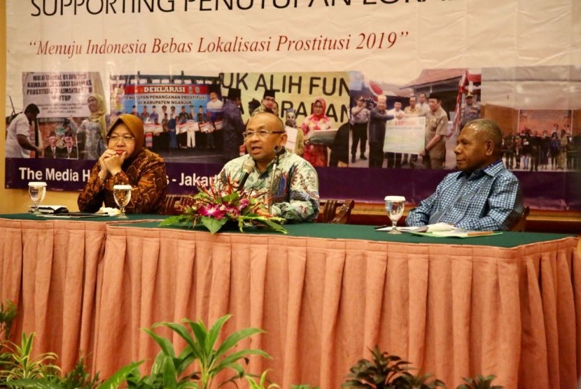 National Coordination Meeting on Prostitution Handling and Supporting Closure of Localization, in Jakarta, Thursday (April 19).