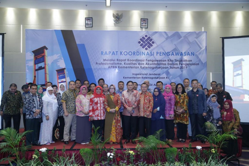 Rapat Koordinasi Pengawasan Inspektorat Jenderal di Palembang, Rabu (24/4).