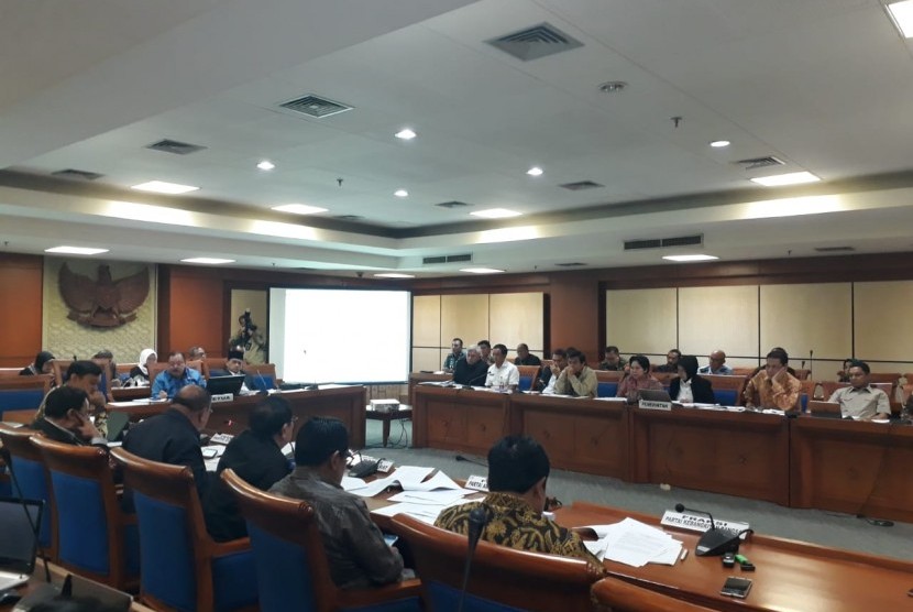 Rapat Panja Tim Perumus Revisi Undang-undang Nomor 15 Tahun 2003 tentang Pemberantasan Tindak Pidana Terorisme di Komplek Parlemen, Senayan, Jakarta, Rabu (23/5).