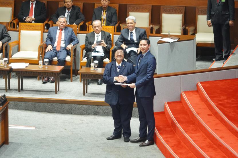 Rapat Paripurna Dewan Perwakilan Rakyat (DPR RI) pada Selasa (9/7/2024), secara resmi mengesahkan Rencana Undang-Undang Konservasi Sumber Daya Alam Hayati dan Ekosistemnya (RUU KSDAHE).