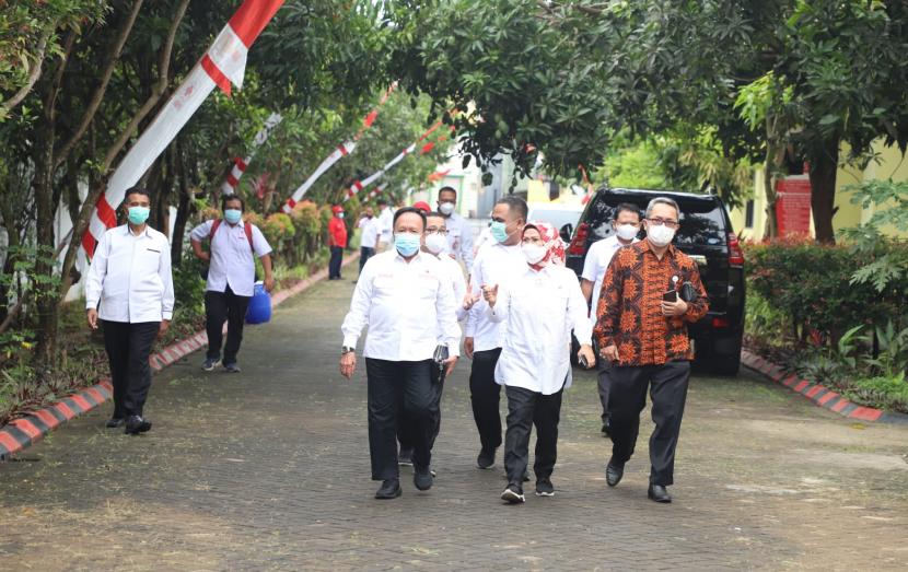 Rapat paripurna DPRD Banten menyetujui hibah lahan dan Gedung Palang Merah Indonesia (PMI) Provinsi Banten, Selasa (26/10).