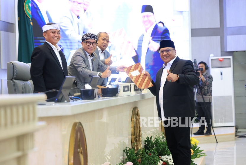 DPRD Jabar Tetapkan Tiga Pansus Bahas Pajak Daerah Hingga Air Permukaan