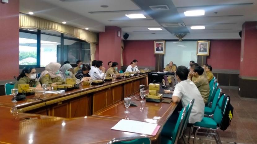  Rapat Pembahasan Usulan Perubahan Fungsi Kawasan Hutan Gunung Muria Menjadi Taman Hutan Raya Gunung Muria, yang dilaksanakan di kantor Gubernur Jawa Tengah, di Semarang.