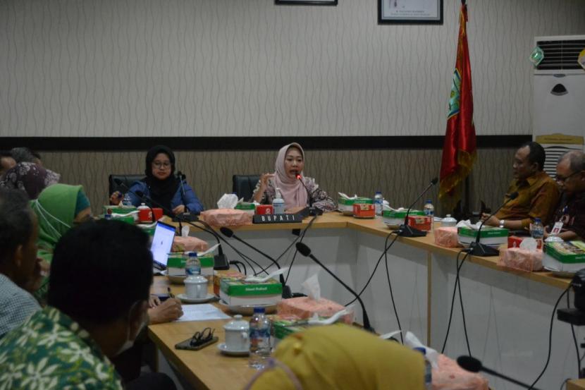 Rapat pembentukan Badan Riset dan Inovasi Daerah (BRIDA) Purbalingga, Kamis (20/10/22). 
