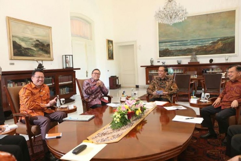 rapat pimpinan negara membahas sidang tahunan MPR.