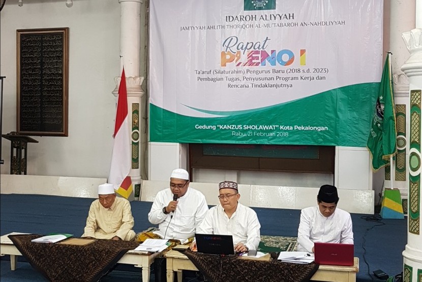 Rapat pleno pertama JATMANdi Gedung Kanzus Sholawat, Jl. Dr. Wahidin 70, Pekalongan, Jawa Tengah.