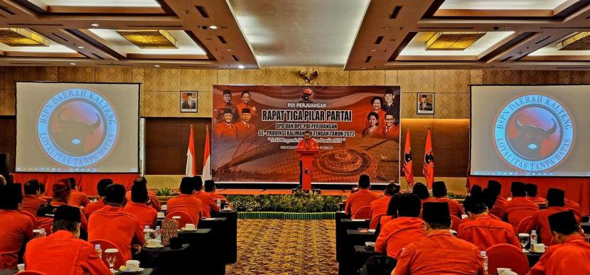 Rapat Tiga Pilar Partai PDIP Provinsi Kalimantan Tengah (Kalteng) dalam rangka menindaklanjuti hasil Rakernas II.