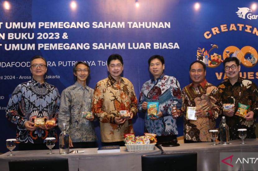 Rapat Umum Pemegang Saham Tahunan (RUPST) 2024 Garudafood di Jakarta, Selasa (30/4/2024). 