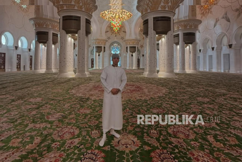 Rapper Central Cee. Cee mengaku sudah mengucap syahadat dan memeluk agama Islam.