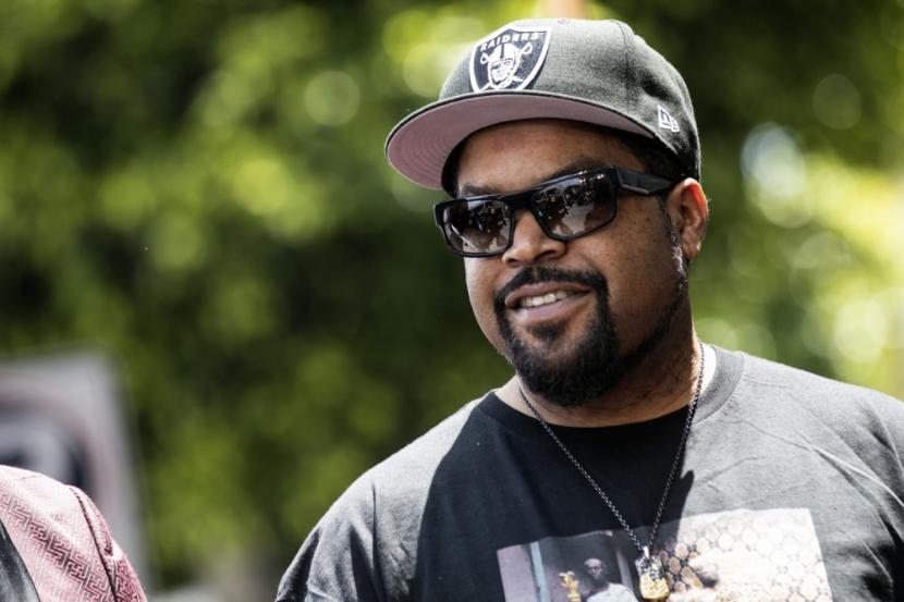 Rapper Ice Cube. Ada beberapa rapper dan produser musik Amerika yang beragama Islam.