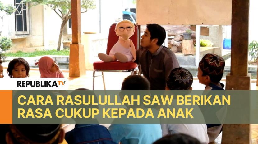 Rasulullah SAW mengajarkan anaknya untuk bekerja keras sebelum mencapai sesuatu. Bukan semata-mata yang didapatkan karena orang tuanya.