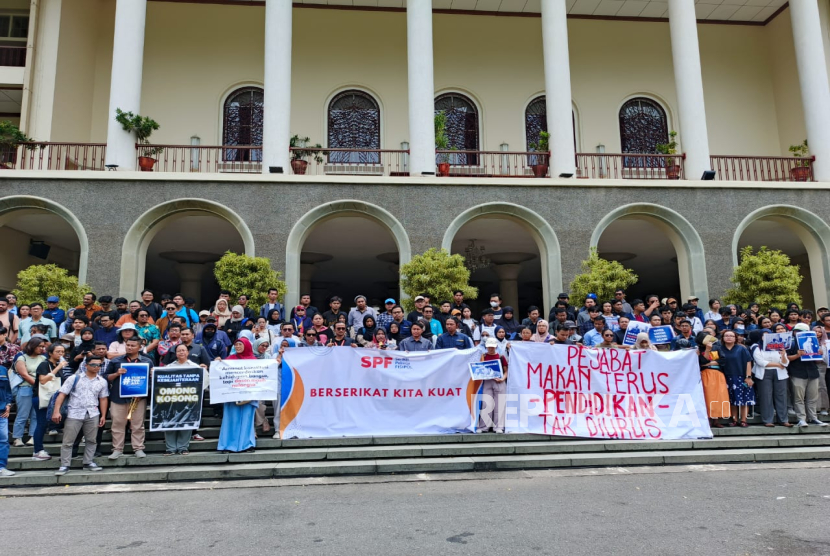 Serikat Pekerja Fisipol UGM Tuntut Pencairan Tunjangan Kinerja Dosen ASN