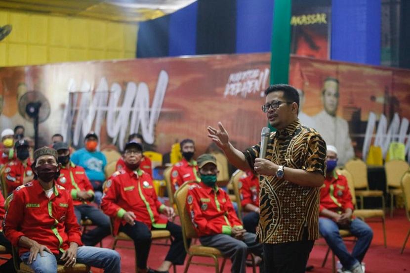 Ratusan Ketua Rukun Tetangga (RT) telah mendengarkan secara langsung program unggulan Irman Yasin Limpo - Andi Zunnun Armin NH. 