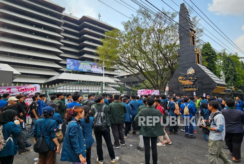 2.037 Personel Gabungan Dikerahkan Amankan Demo Peringati Setahun Pemerintahan Prabowo di Semarang