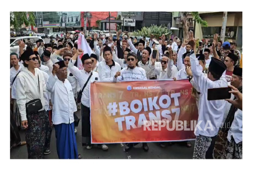 Aliansi Santri Nusantara se-Jateng Desak Izin Trans7 Dicabut Buntut Tayangan Xpose Uncencored