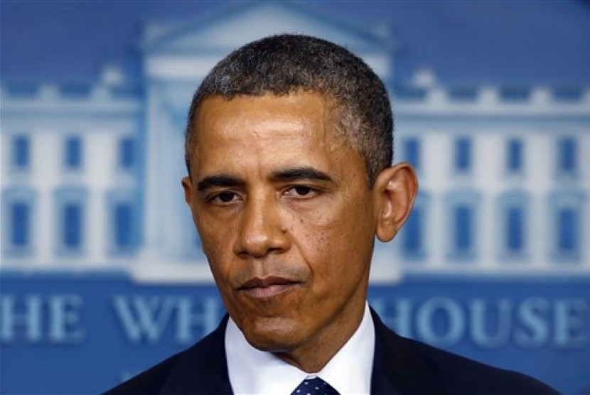 Raut muka Barack Obama saat menyampaikan peryataan singkat pascaledakan bom Boston, Selasa (16/4) pagi WIB.