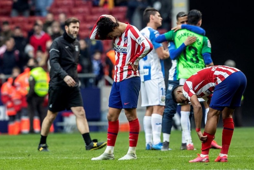 Reaksi striker Atletico Madrid, Joao Felix pada laga La Liga lawan Leganes di Stadion Wanda Metropolitano, Ahad (26/1). Laga berakhir imbang tanpa gol.