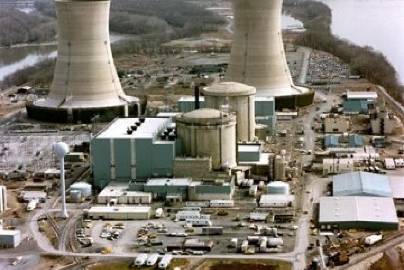Reaktor nuklir sedang beroperasi, ilustrasi