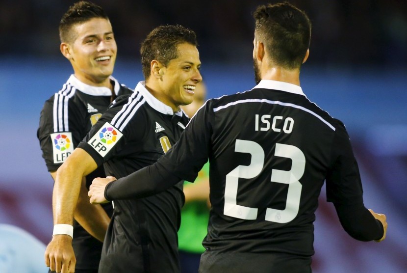 Javier 'Chicharito' Hernandez (tengah) saat merayakan golnya ke gawang Celta Vigo.