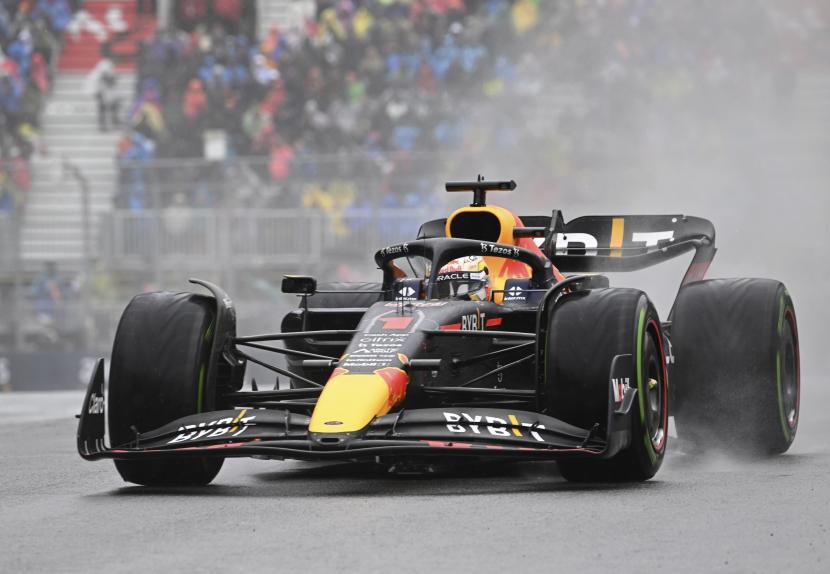 Red Bull Racing Max Verstappen dari Belanda.  
