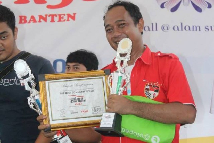 Red Car Community Indonesia raih gelar 'The Best Club'.