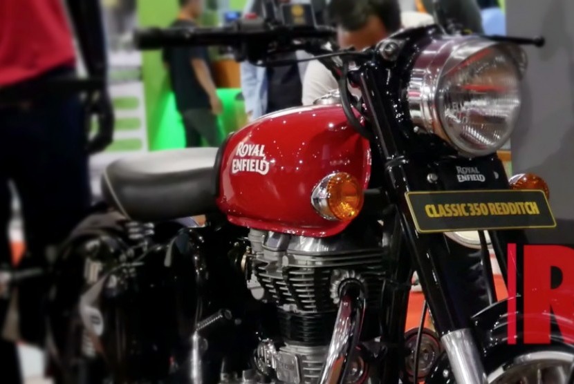 Royal Enfield в фильме Бенджамин Баттон