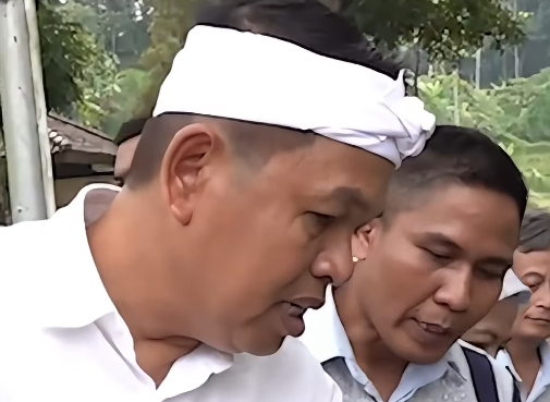 Rekaman inspeksi mendadak Gubernur Jawa Barat Dedi Mulyadi ke pabrik pengolaha air mineral kemasan Aqua di Subang.