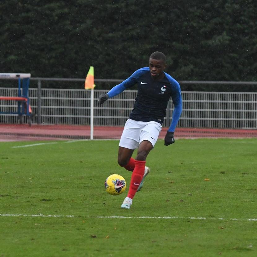 Rekrutan anyar AC Milan Pierre Kalulu Jr.