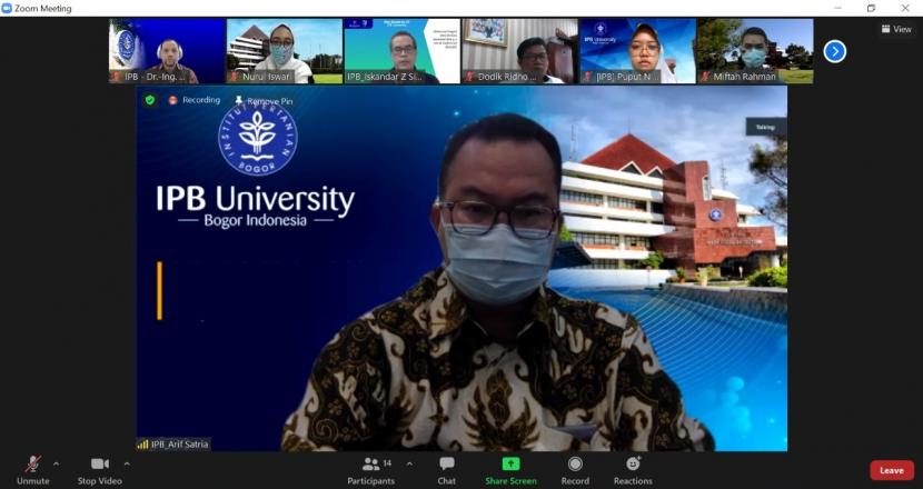 Rektor IPB University Prof Dr Arif Satria