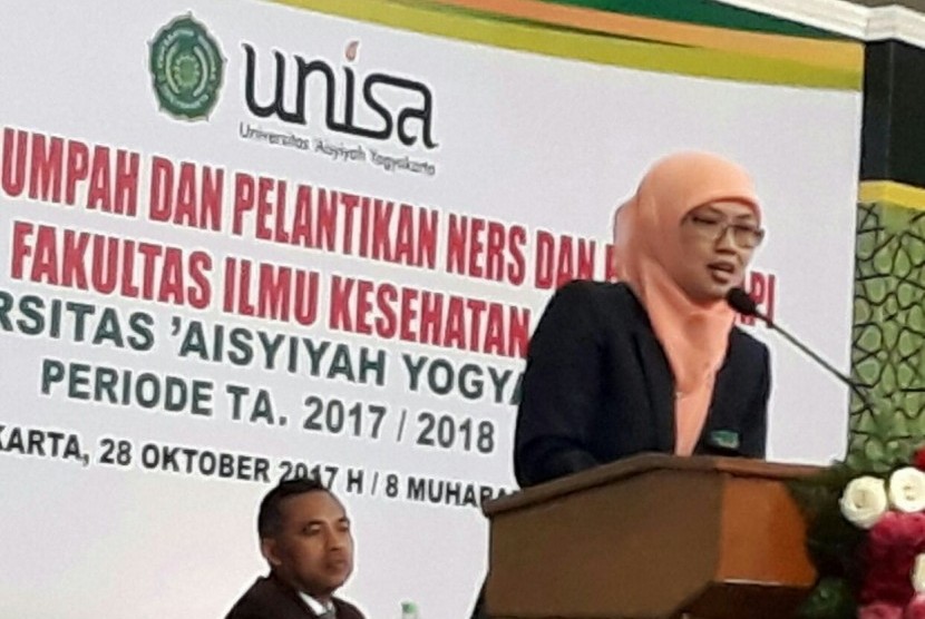 Rektor Unisa Yogyakarta Warsiti