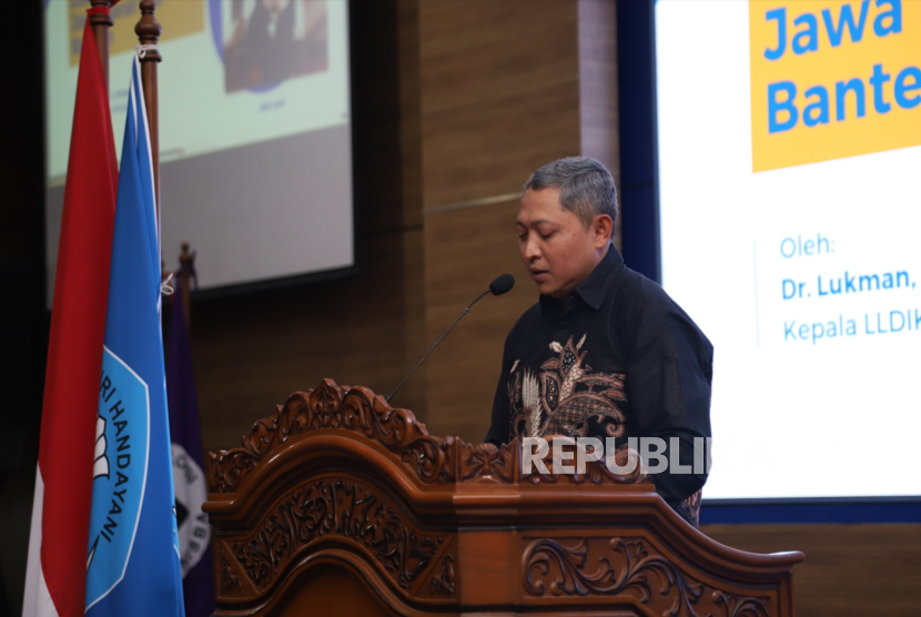 Rektor Unisba Prof Edi Setiadi