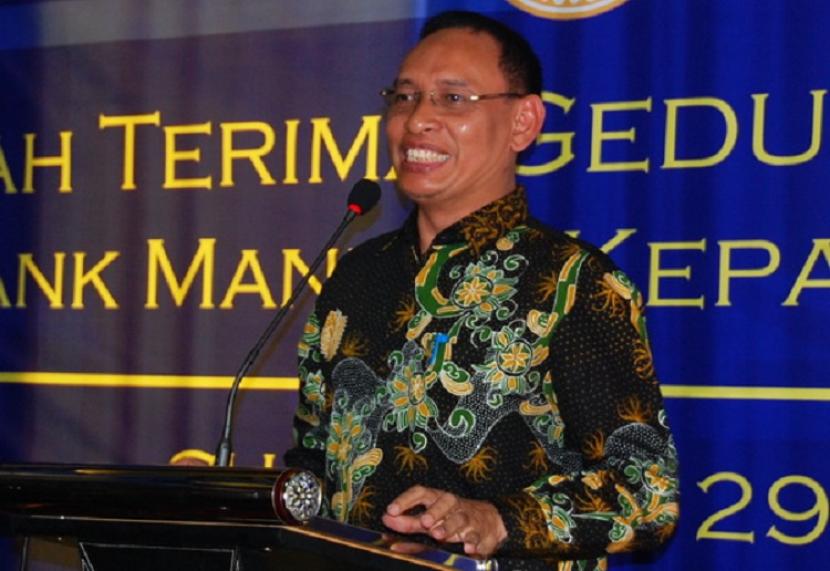 Rektor Universitas Airlangga (Unair), Prof Mohammad Nasih dikukuhkan sebagai ketua Forum Rektor Indonesia (FRI) periode 2022-2023.