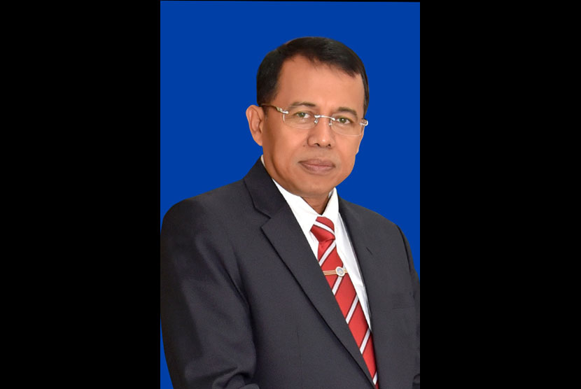 Rektor UNP Prof. Ganefri, Ph.D. 