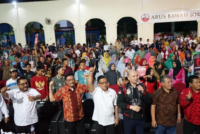 Relawan Arus Bawah Jokowi deklarasi dukungan untuk Jokowi-Ma'ruf.