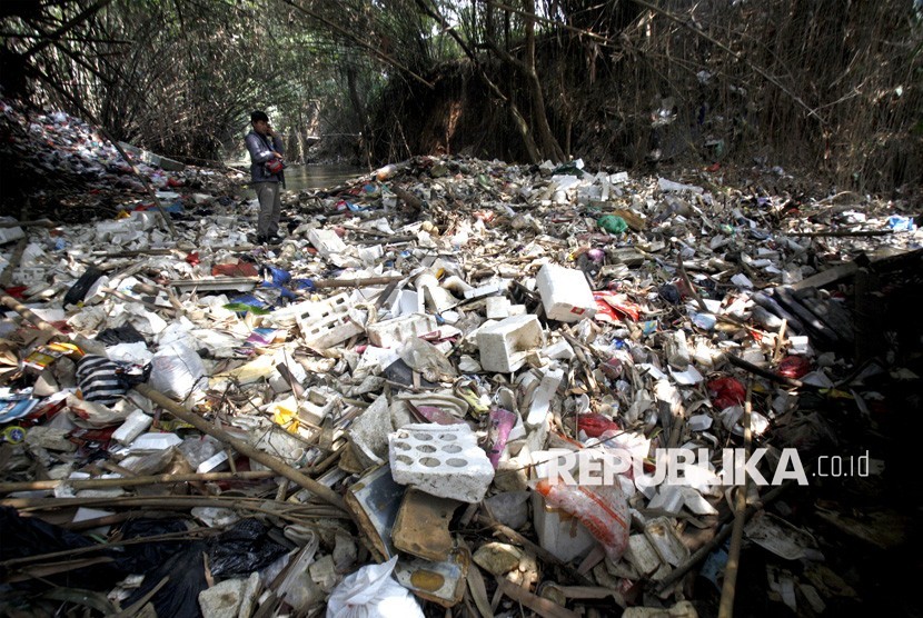 Tumpukan sampah (ilustrasi)