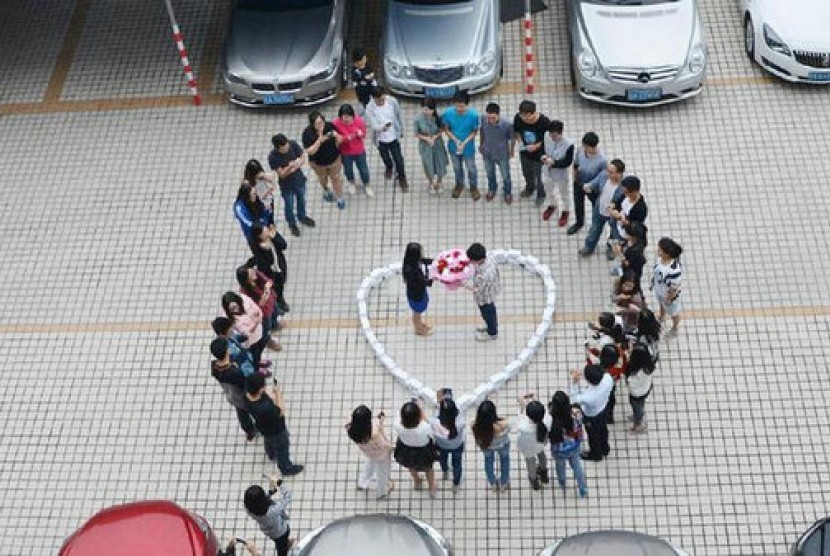 Remaja asal Guangzhou yang ditolak cintanya meski bermodalkan iPhone 6s
