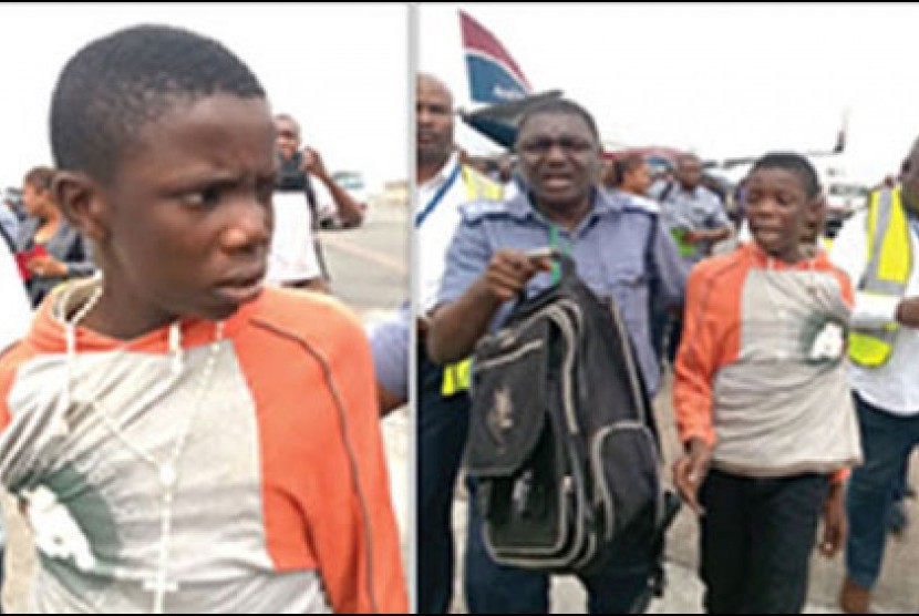 Remaja Nigeria nekat terbang dengan sembunyi di roda pesawat