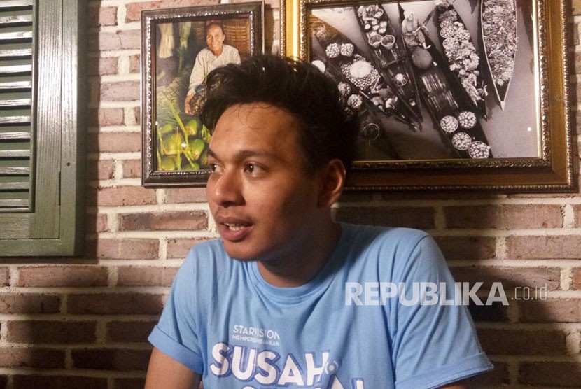  Rendy Pandugo dalam acara perilisan trailer film Susah Sinyal di Jakarta, Rabu (5/12). 