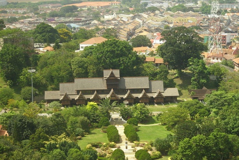 Replika Istana Kesultanan Malaka.
