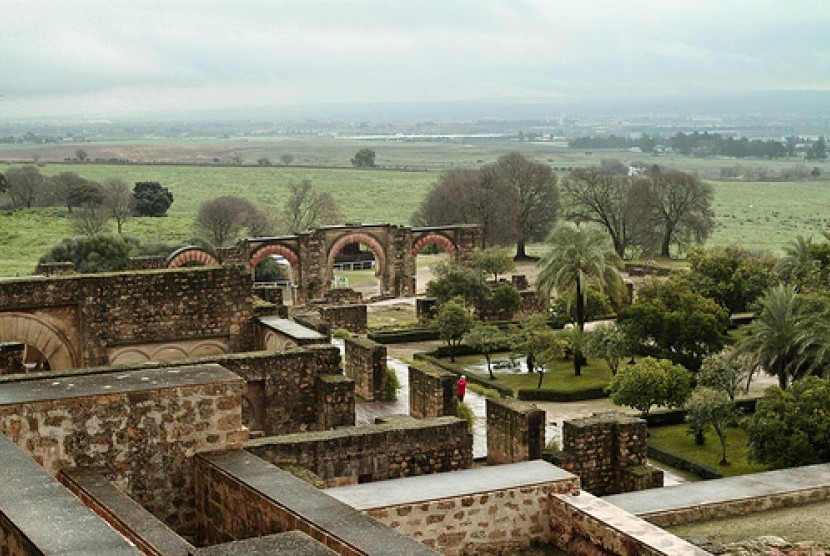   Reruntuhan Istana Az-Zahra di Cordoba, Spanyol.